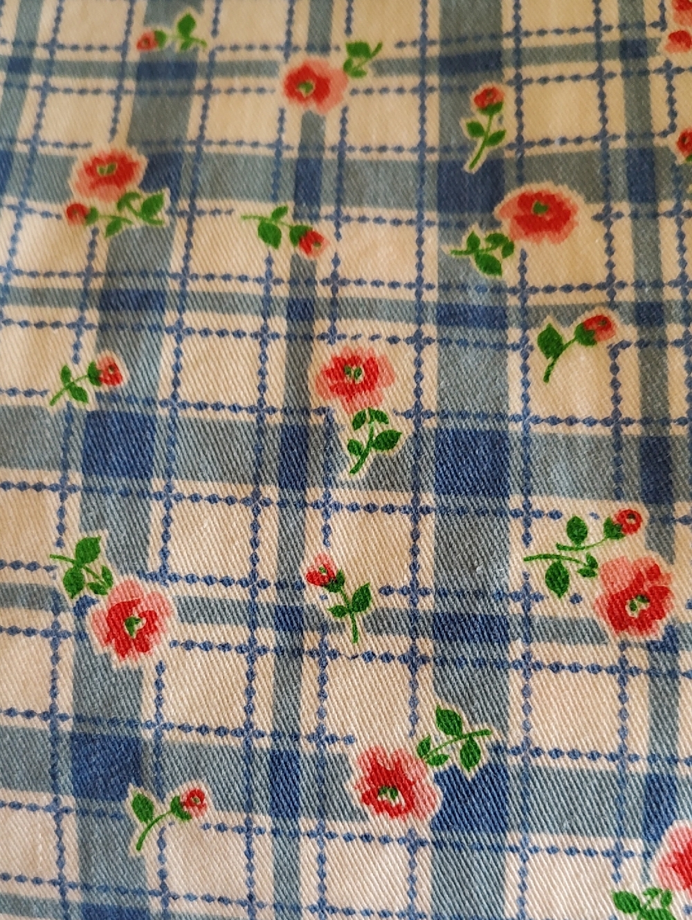 Large Piece Of Vintage Heavy Duty Fabric. 32"x56". Great For Tote Bags & Crafts